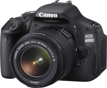 Canon EOS 600D+18-55DCIII + čtečka karet