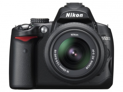 Nikon D5000 + 18-55 AF-S DX VR