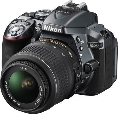 Nikon D5300 + AF-P 18-55 VR Grey